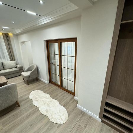 Apart Hotel Llolla Улцин Екстериор снимка