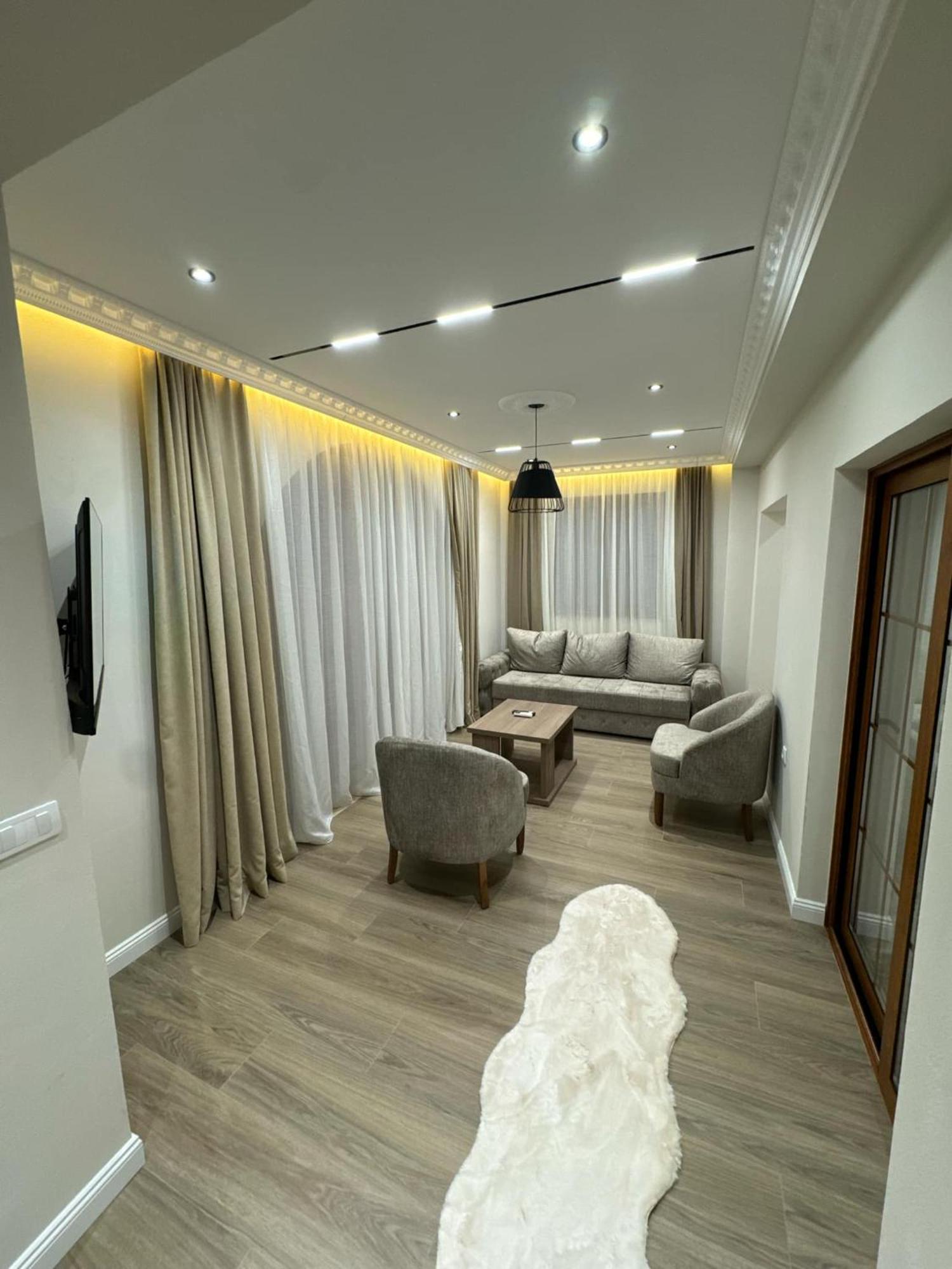 Apart Hotel Llolla Улцин Екстериор снимка