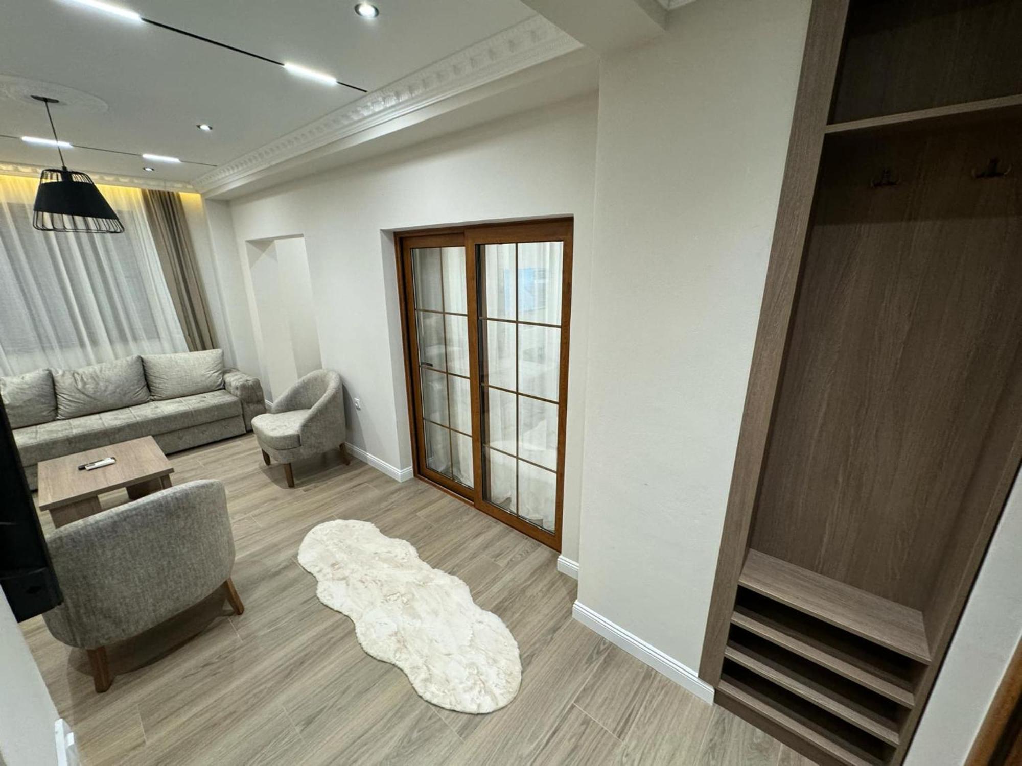 Apart Hotel Llolla Улцин Екстериор снимка