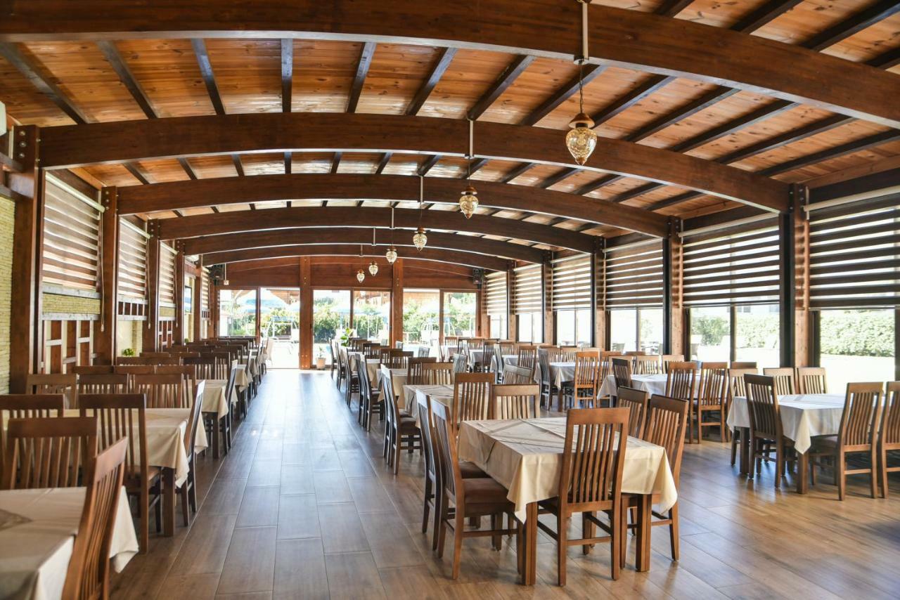 Apart Hotel Llolla Улцин Екстериор снимка